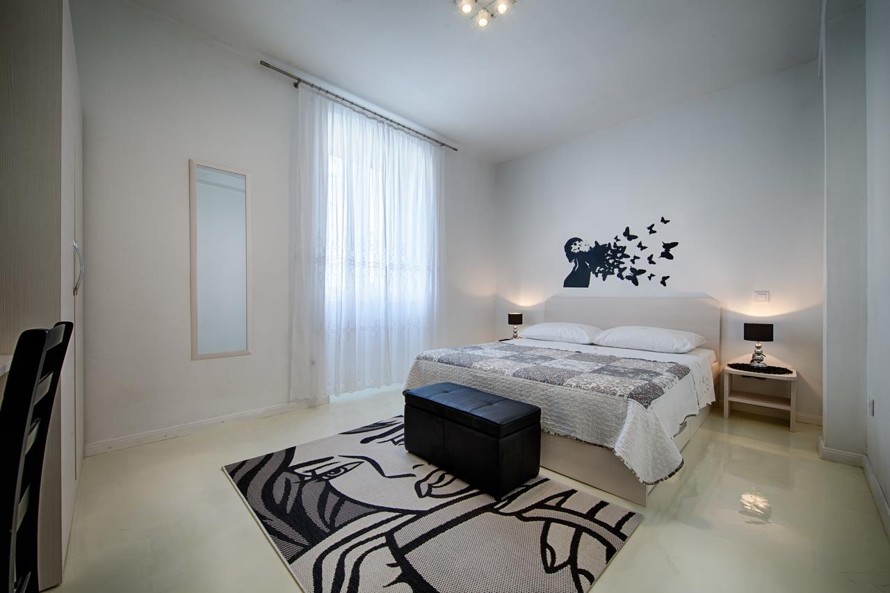 Apartment Jure Vis Zewnętrze zdjęcie